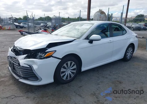 2022 Toyota Camry Le Hybrid from USA, damaged, VIN 4T1C31AK2NU571656